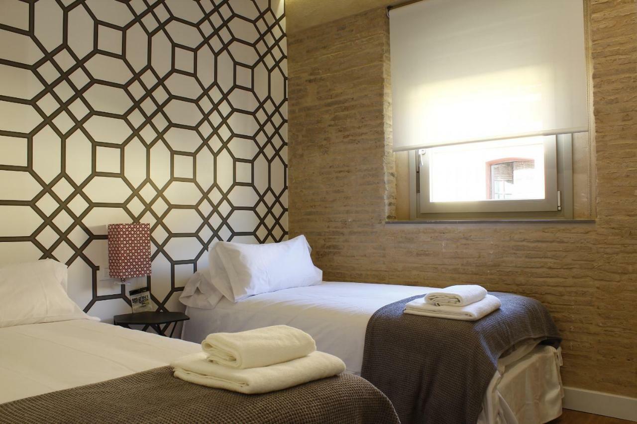 Apartamentos Rg Suites Jardines De Murillo Севилья Экстерьер фото