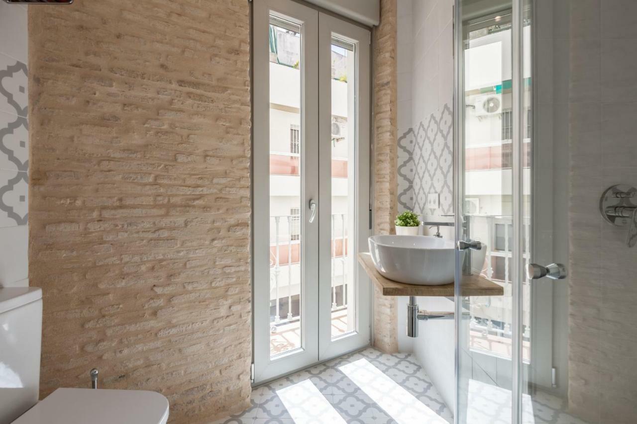Apartamentos Rg Suites Jardines De Murillo Севилья Экстерьер фото
