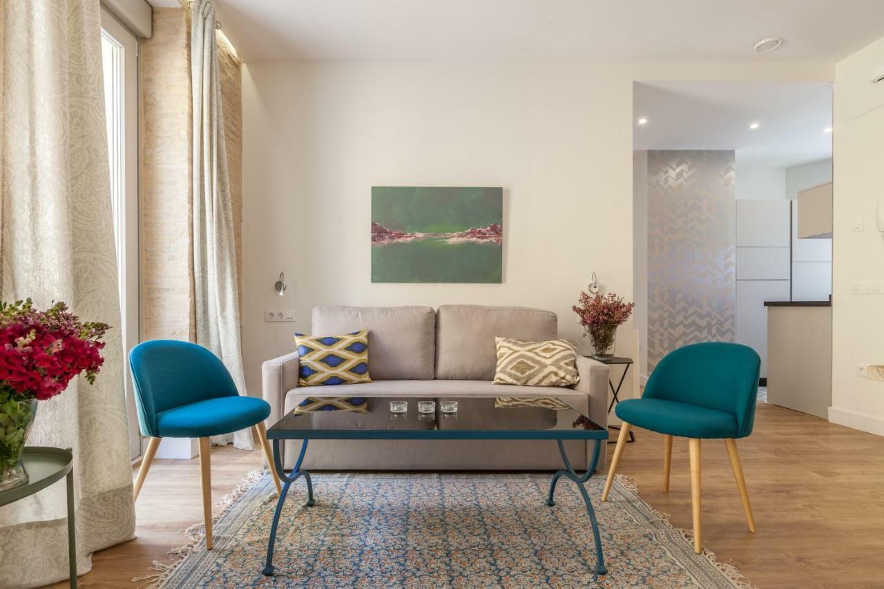Apartamentos Rg Suites Jardines De Murillo Севилья Экстерьер фото