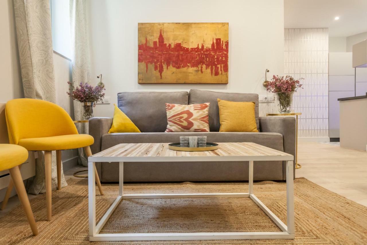 Apartamentos Rg Suites Jardines De Murillo Севилья Экстерьер фото