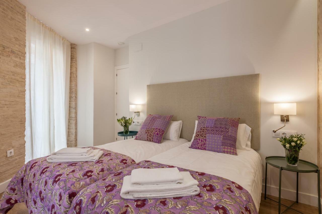 Apartamentos Rg Suites Jardines De Murillo Севилья Экстерьер фото