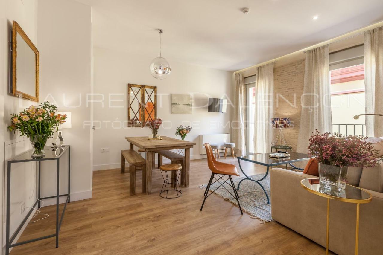 Apartamentos Rg Suites Jardines De Murillo Севилья Экстерьер фото